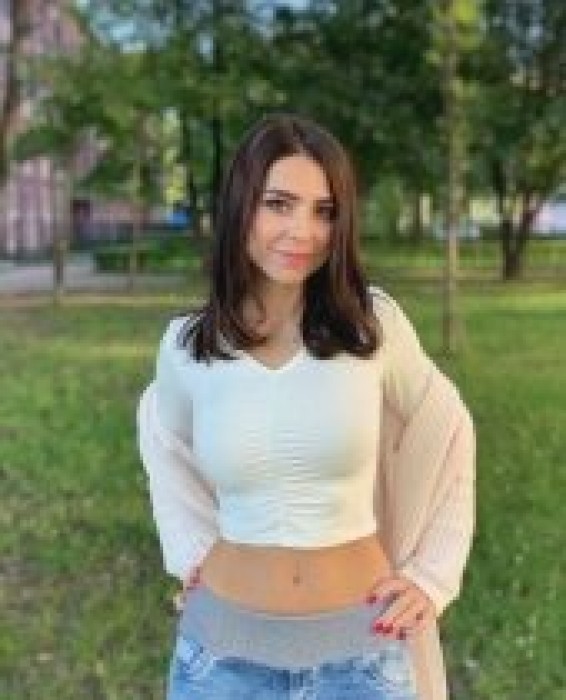 Алина